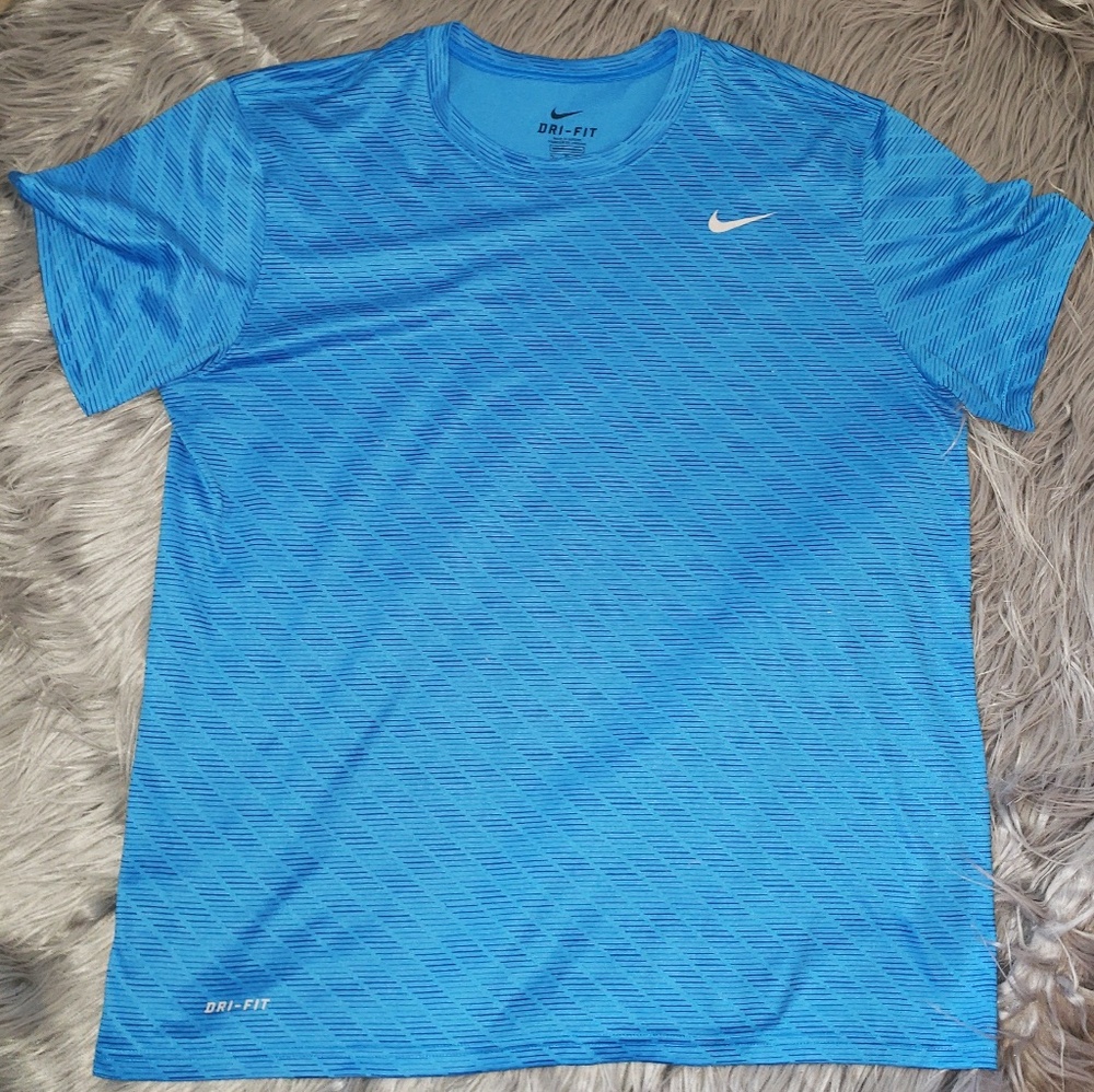 Nike Dri-Fit Tee Shirt